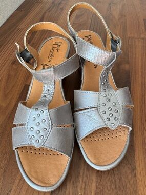 Philip Davidson Helli Silver Leather Comfort Wedge Sandals EU 37 US 6.5-7